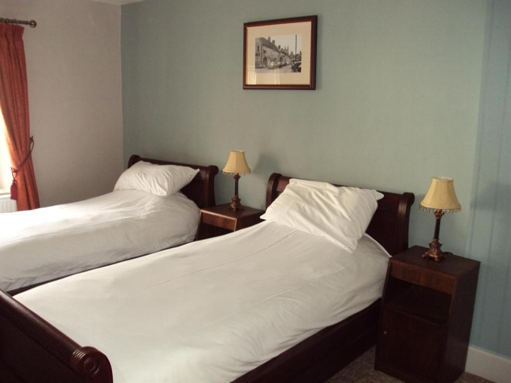 The George Inn Mere  Room photo
